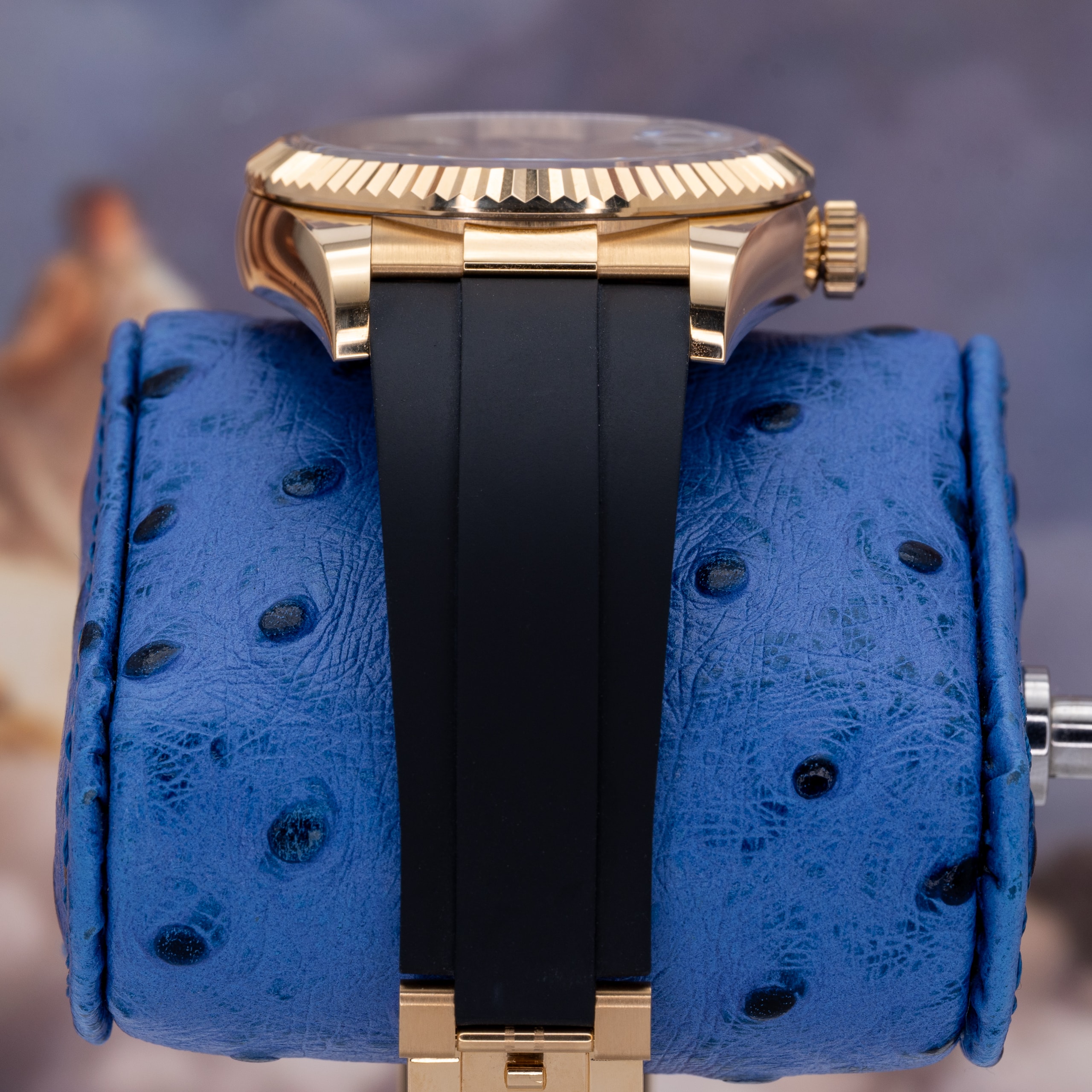 2021 Rolex Sky-Dweller Yellow Gold / Black / Oysterflex 326238