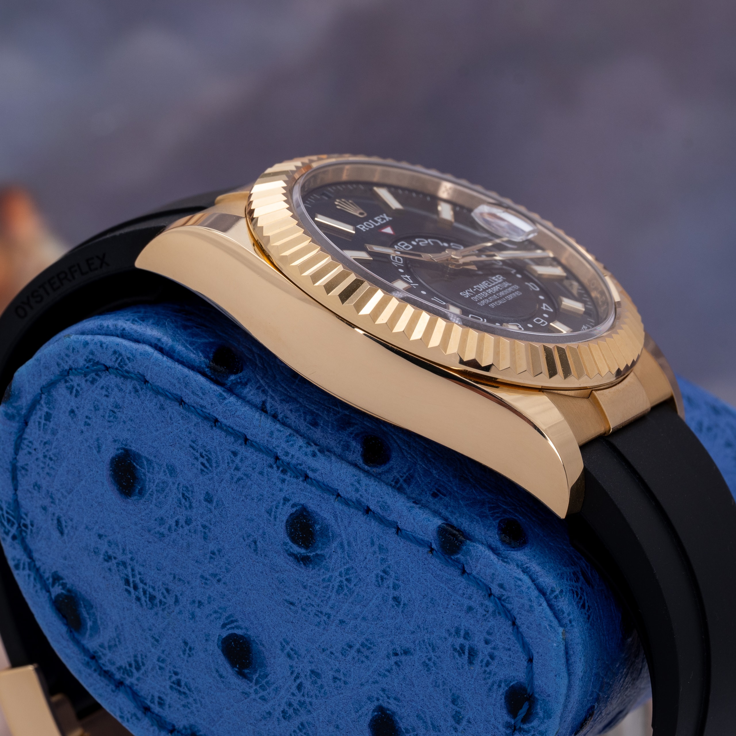 2021 Rolex Sky-Dweller Yellow Gold / Black / Oysterflex 326238