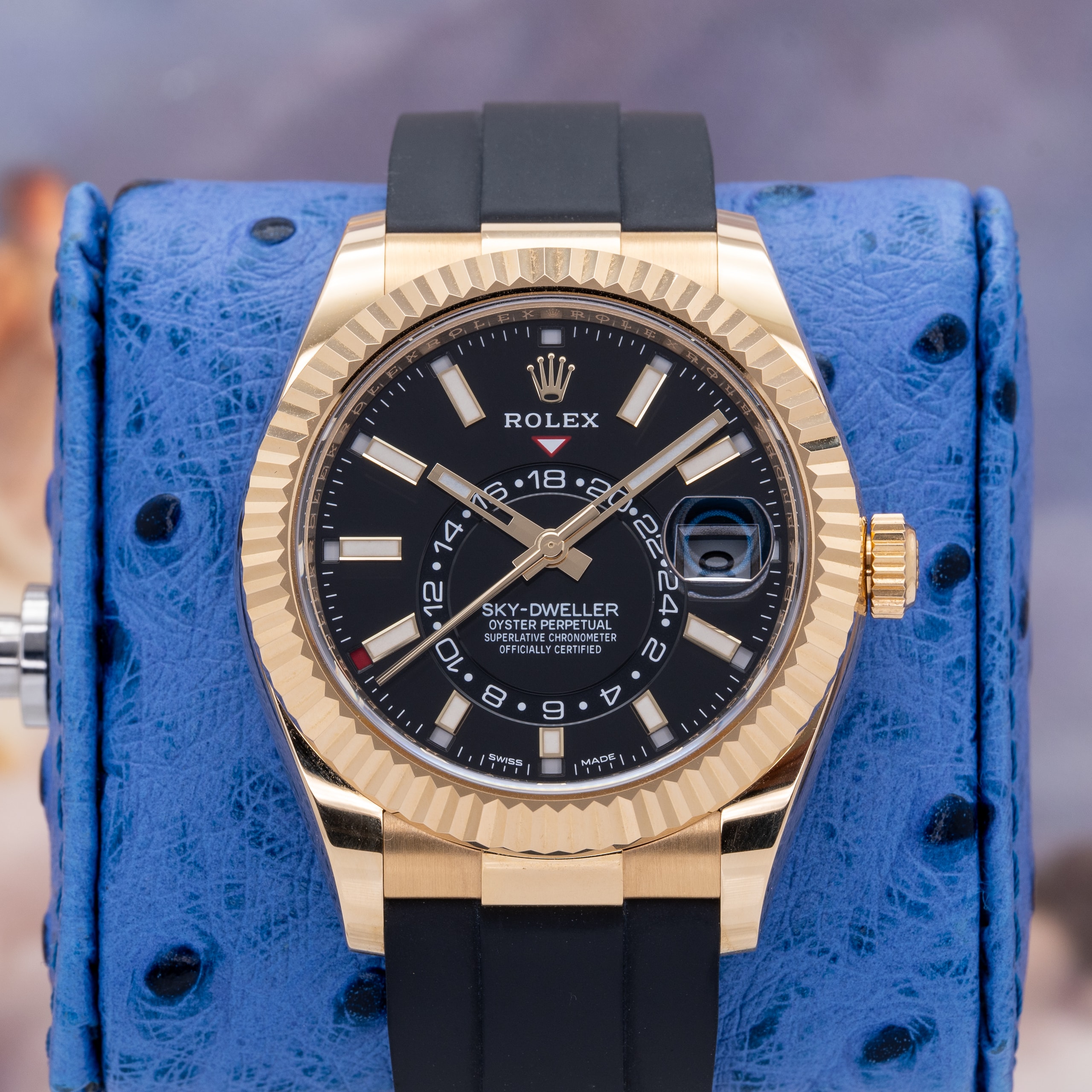 2021 Rolex Sky-Dweller Yellow Gold / Black / Oysterflex 326238