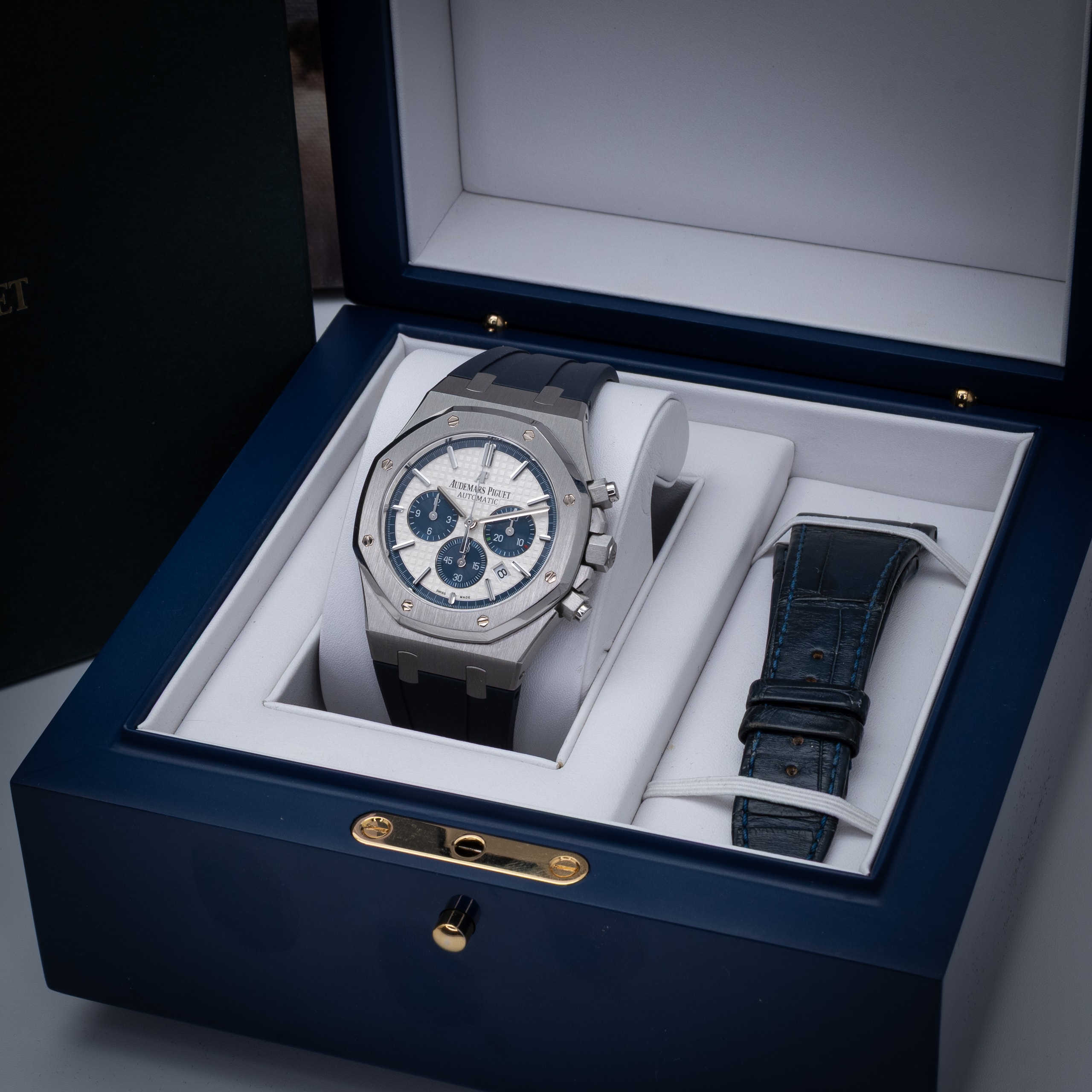 2016 Audemars Piguet Royal Oak Chronograph “Pride of Italy” 26326ST.OO.D027.CA.01